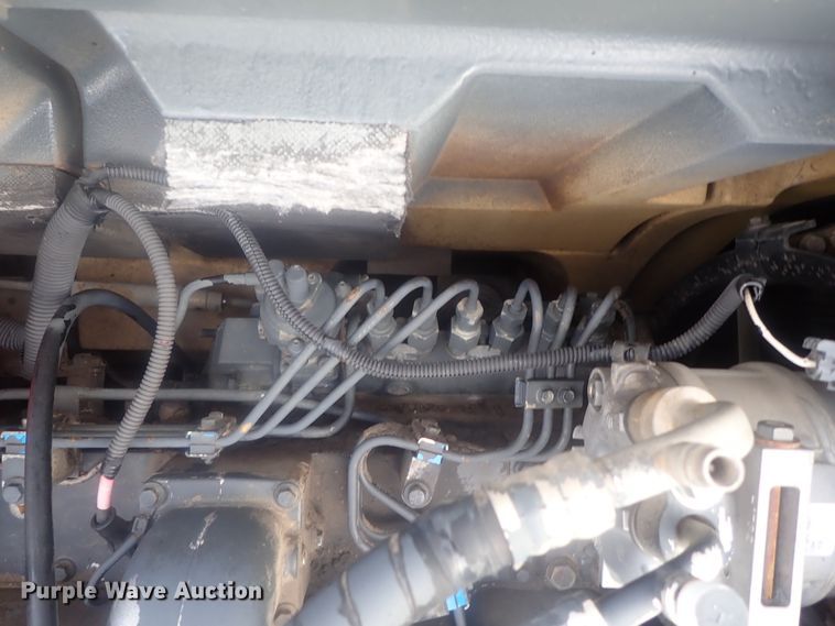 image for item DI7258 2001 Komatsu PC228US-3  excavator