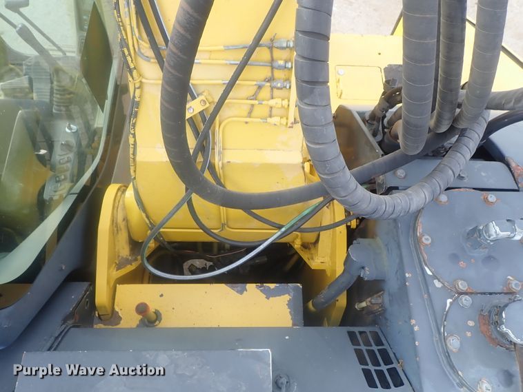 image for item DI7258 2001 Komatsu PC228US-3  excavator