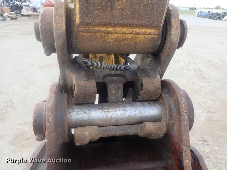 image for item DI7258 2001 Komatsu PC228US-3  excavator