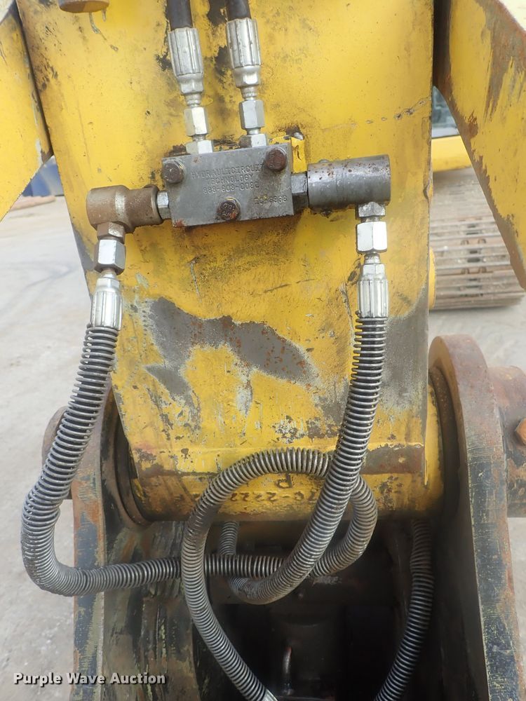 image for item DI7258 2001 Komatsu PC228US-3  excavator