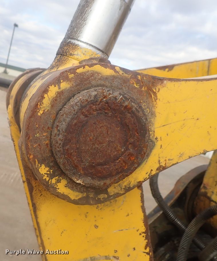 image for item DI7258 2001 Komatsu PC228US-3  excavator