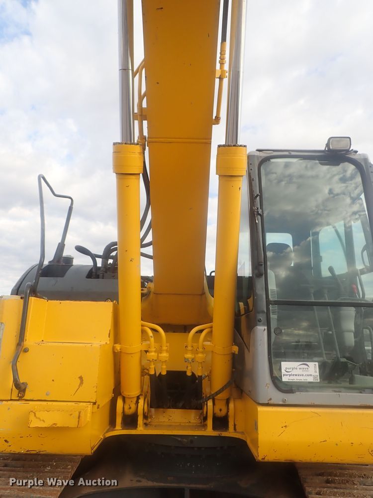 image for item DI7258 2001 Komatsu PC228US-3  excavator