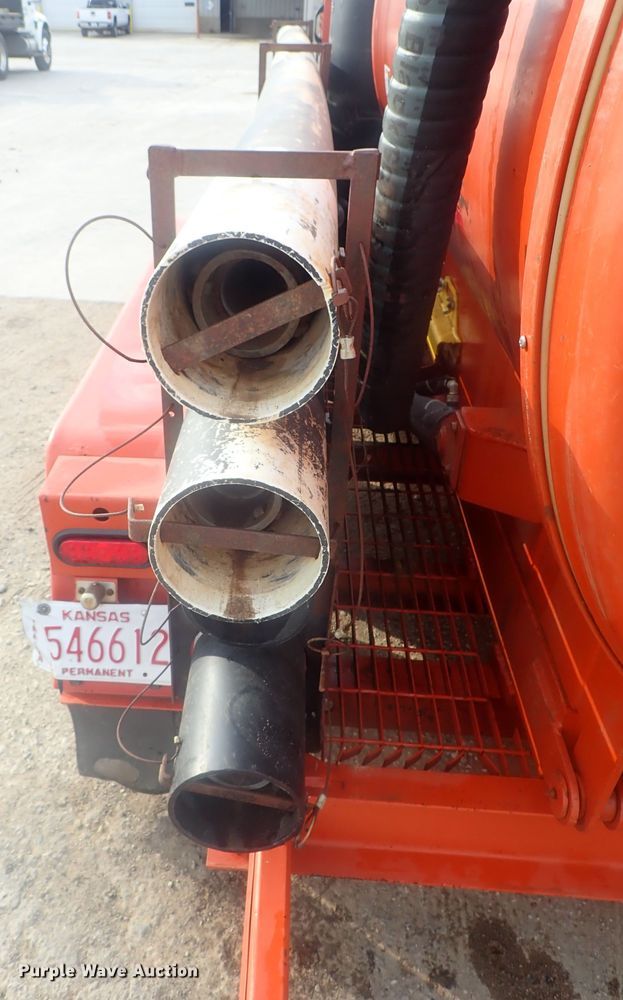 image for item DI7259 2007 Ditch Witch FX30 vacuum excavator