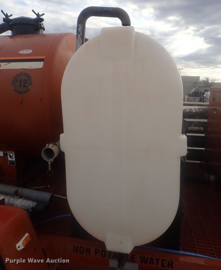 image for item DI7259 2007 Ditch Witch FX30 vacuum excavator