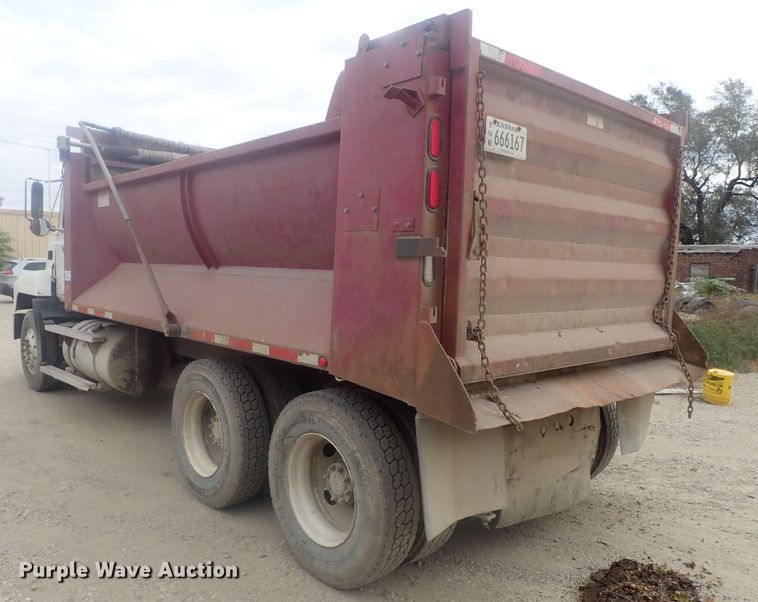 image for item DI7260 1996 Mack CH613  dump truck