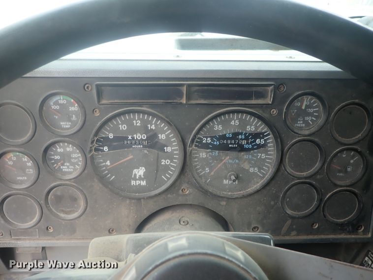 image for item DI7260 1996 Mack CH613  dump truck