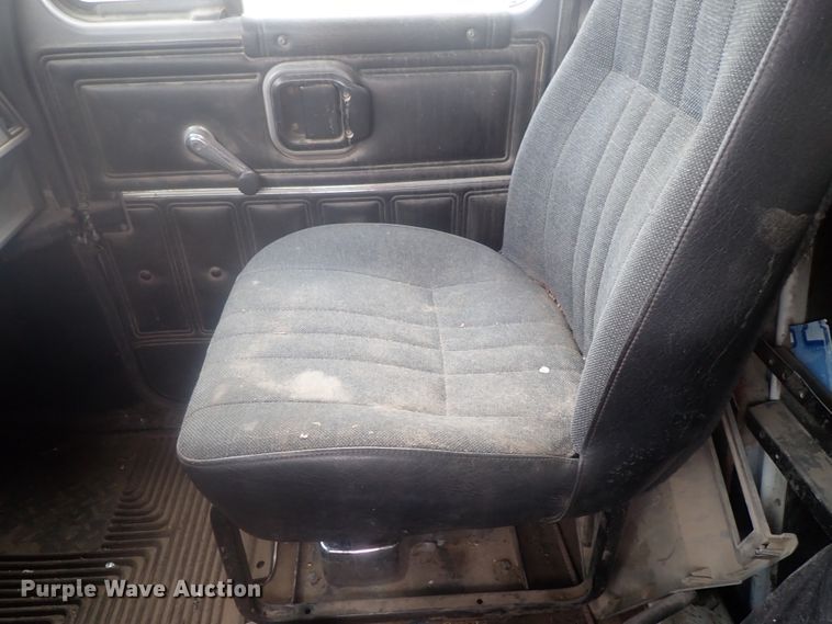 image for item DI7260 1996 Mack CH613  dump truck