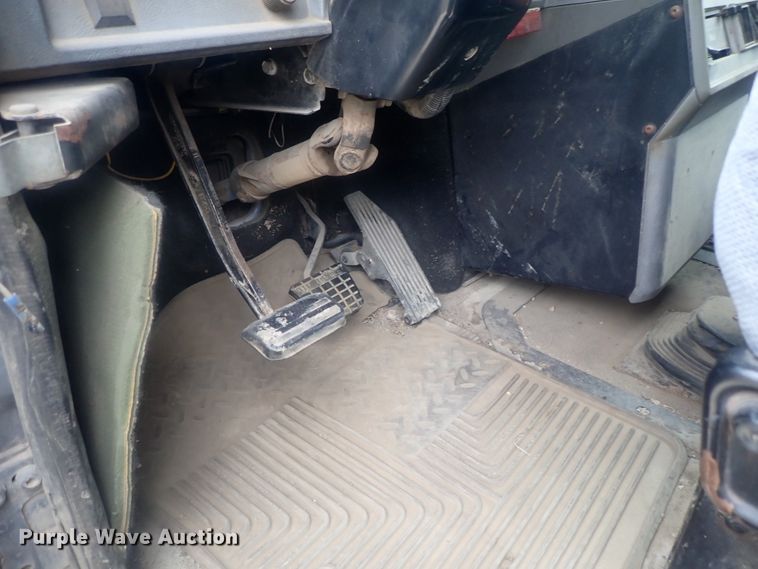 image for item DI7260 1996 Mack CH613  dump truck