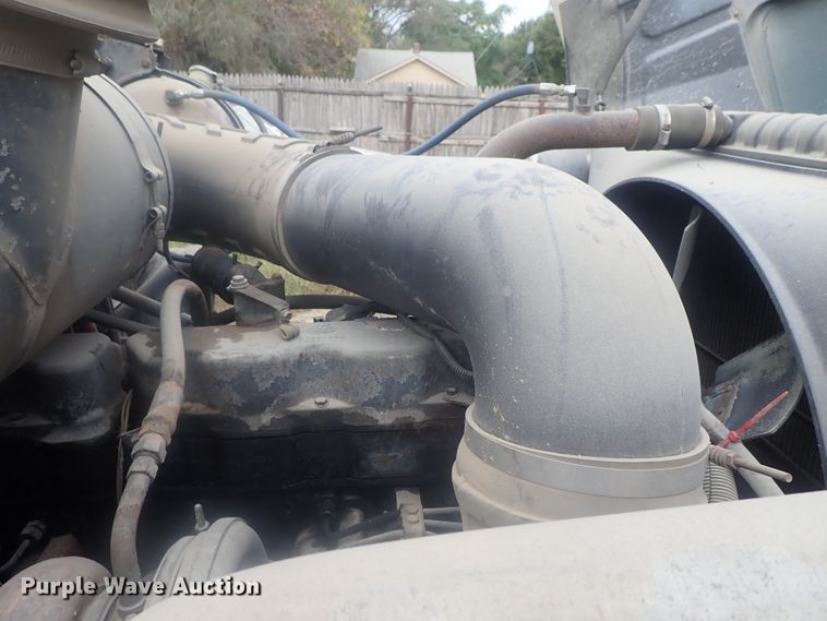 image for item DI7260 1996 Mack CH613  dump truck