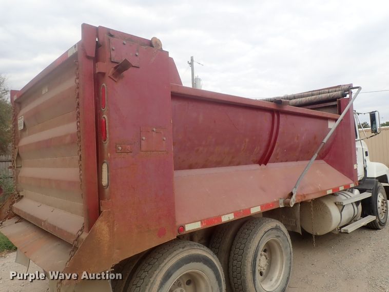 image for item DI7260 1996 Mack CH613  dump truck