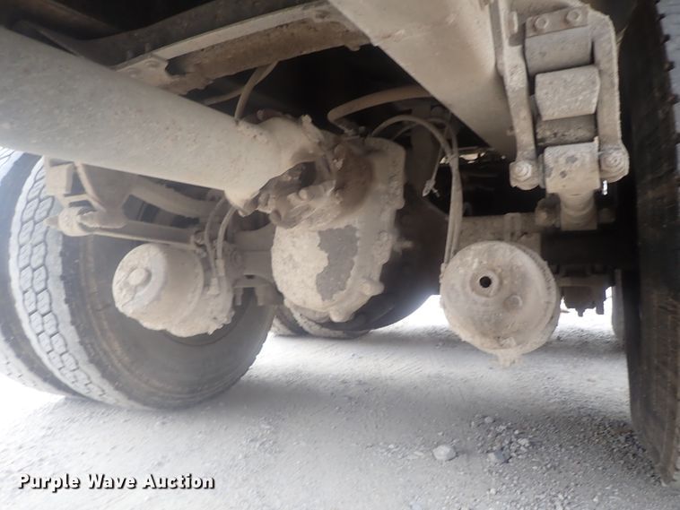 image for item DI7260 1996 Mack CH613  dump truck