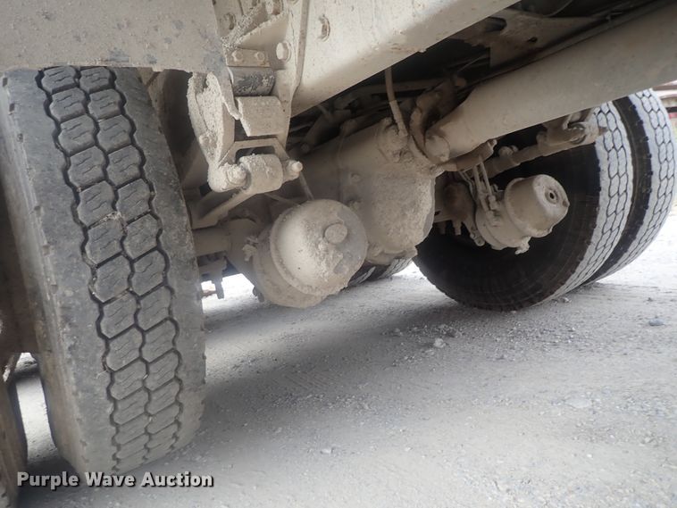 image for item DI7260 1996 Mack CH613  dump truck