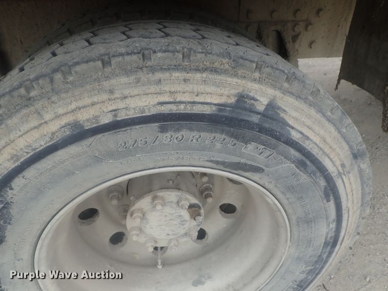 image for item DI7260 1996 Mack CH613  dump truck