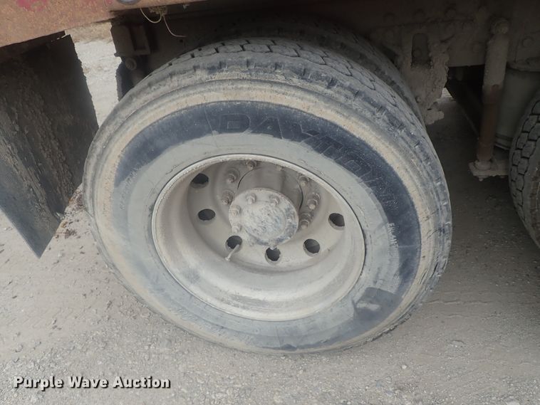 image for item DI7260 1996 Mack CH613  dump truck