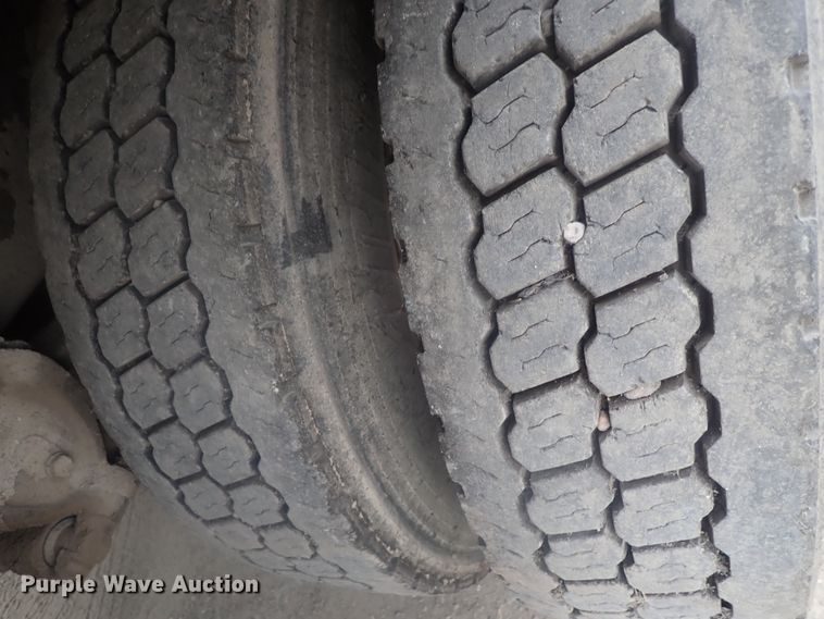 image for item DI7260 1996 Mack CH613  dump truck