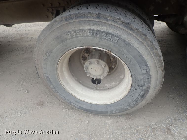 image for item DI7260 1996 Mack CH613  dump truck