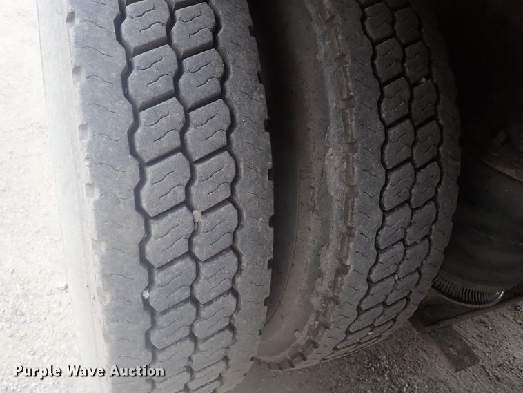 image for item DI7260 1996 Mack CH613  dump truck