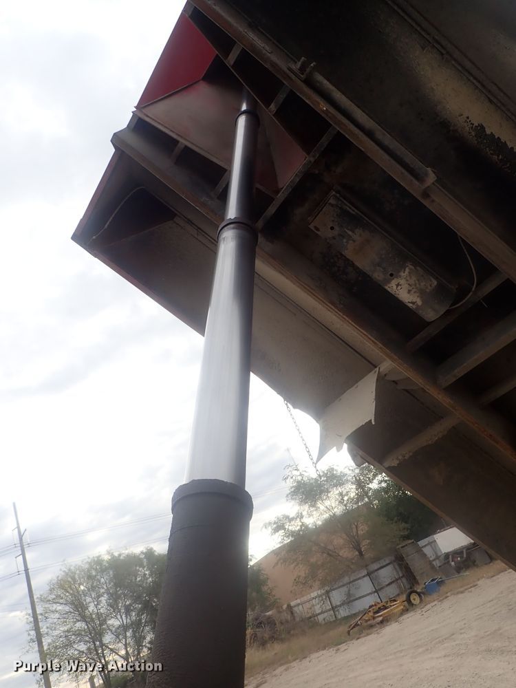 image for item DI7260 1996 Mack CH613  dump truck