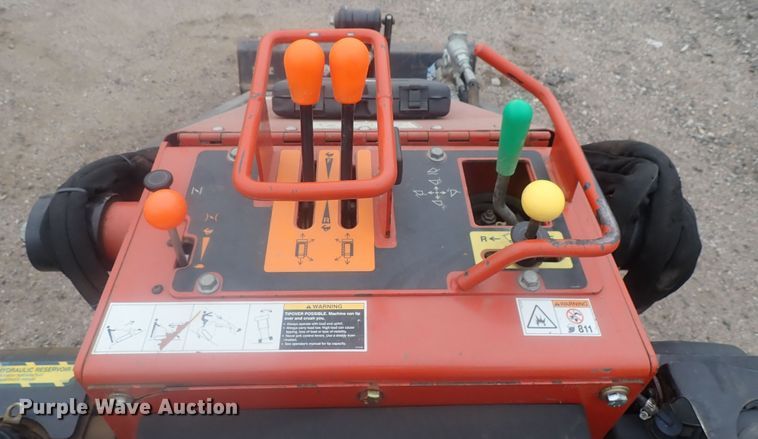 image for item DI7264 2011 Ditch Witch SK350  compact utility loader