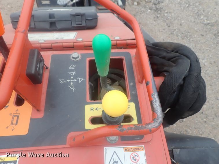 image for item DI7264 2011 Ditch Witch SK350  compact utility loader