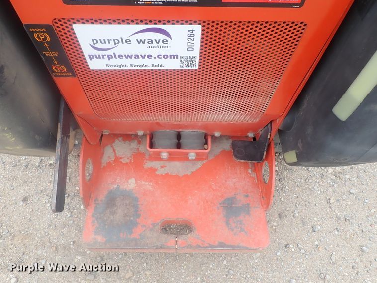 image for item DI7264 2011 Ditch Witch SK350  compact utility loader
