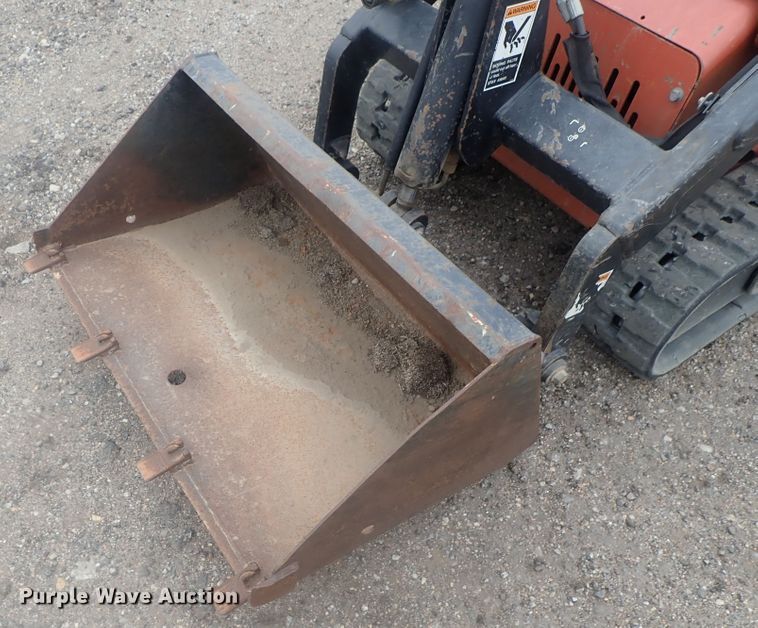 image for item DI7264 2011 Ditch Witch SK350  compact utility loader