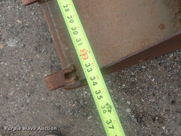 image for item DI7264 2011 Ditch Witch SK350  compact utility loader