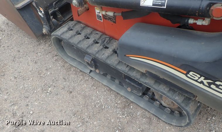 image for item DI7264 2011 Ditch Witch SK350  compact utility loader