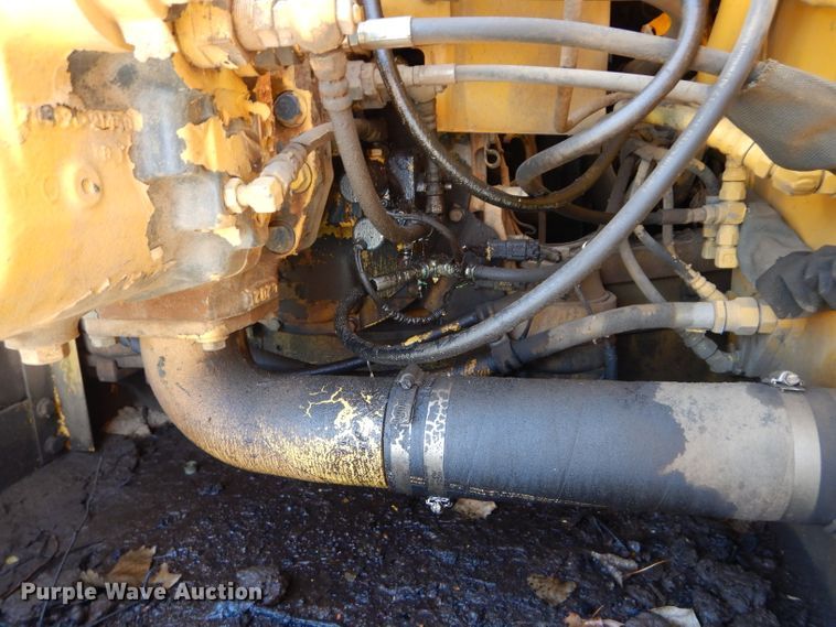 image for item DI8306 2000 Komatsu PC220LC-6  excavator