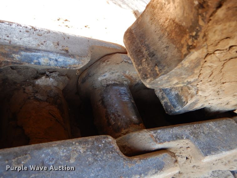 image for item DI8306 2000 Komatsu PC220LC-6  excavator