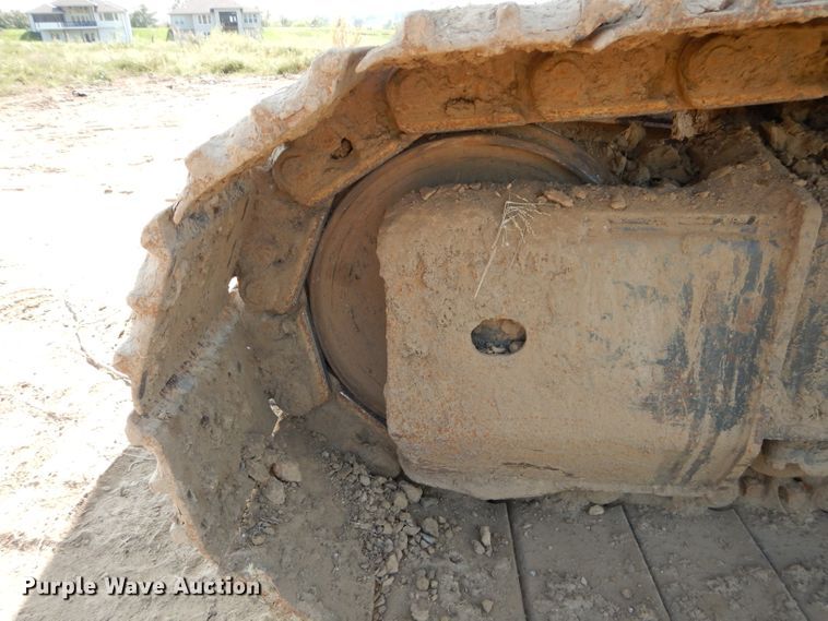 image for item DI8306 2000 Komatsu PC220LC-6  excavator