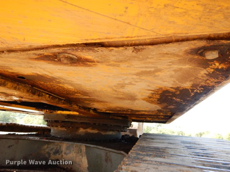 image for item DI8306 2000 Komatsu PC220LC-6  excavator