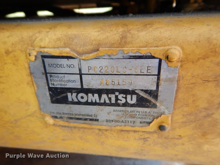 image for item DI8306 2000 Komatsu PC220LC-6  excavator