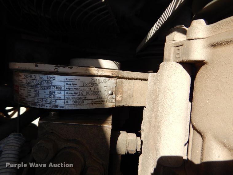 image for item DI8332 2006 Case 325  haul truck