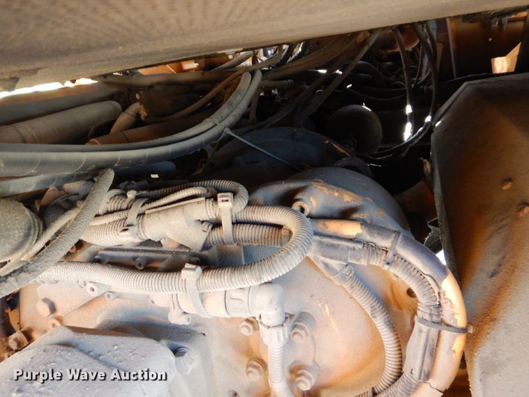 image for item DI8332 2006 Case 325  haul truck