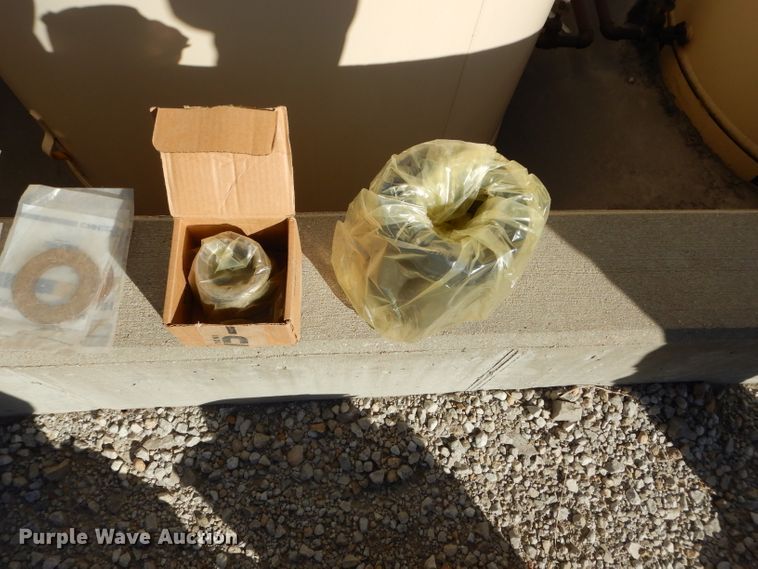 image for item DI8332 2006 Case 325  haul truck