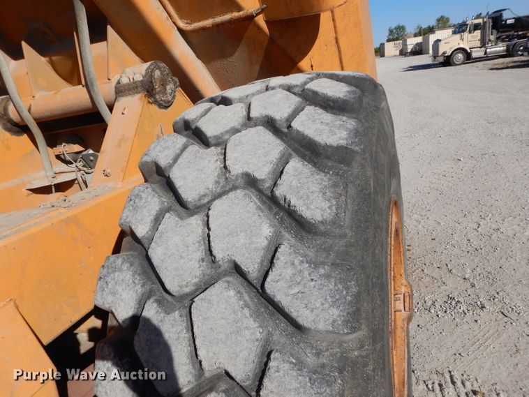 image for item DI8332 2006 Case 325  haul truck