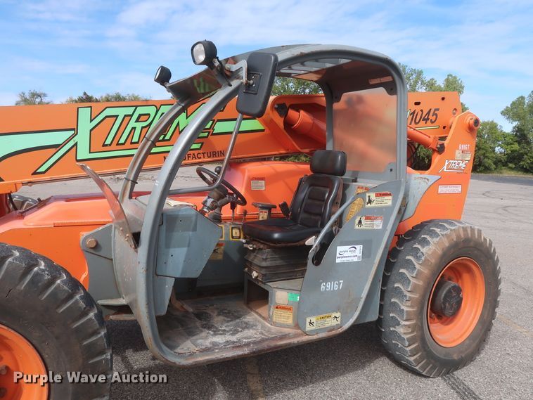 image for item DJ1817 2007 Xtreme XRM1045  telehandler