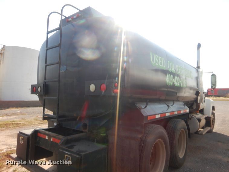 image for item DJ2043 2005 Mack CH600  tank truck