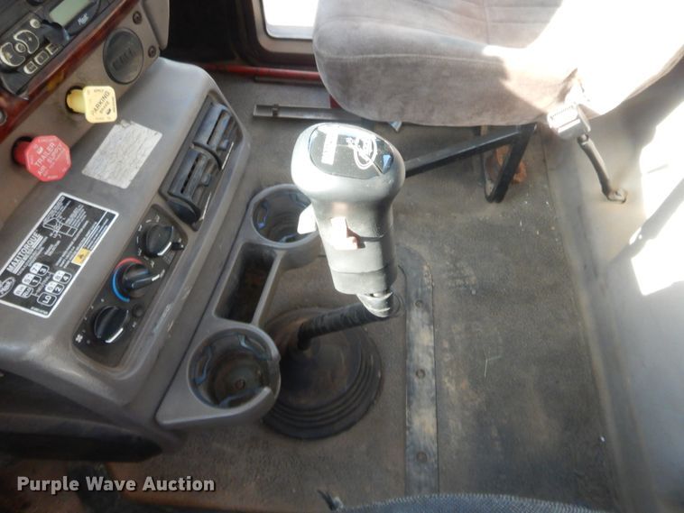 image for item DJ2043 2005 Mack CH600  tank truck