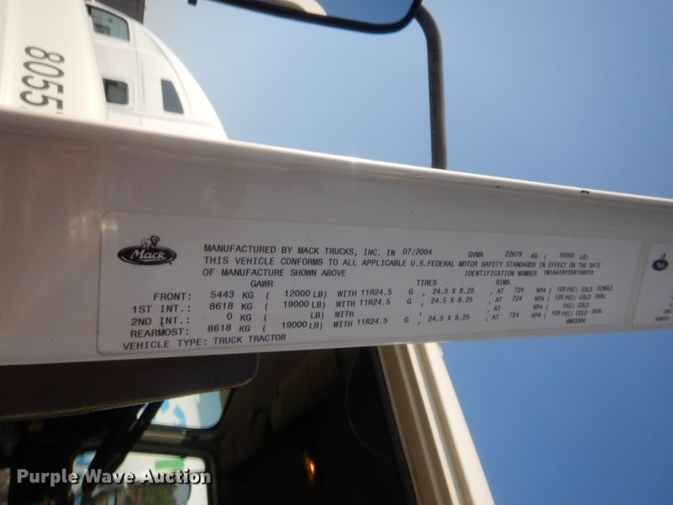 image for item DJ2043 2005 Mack CH600  tank truck