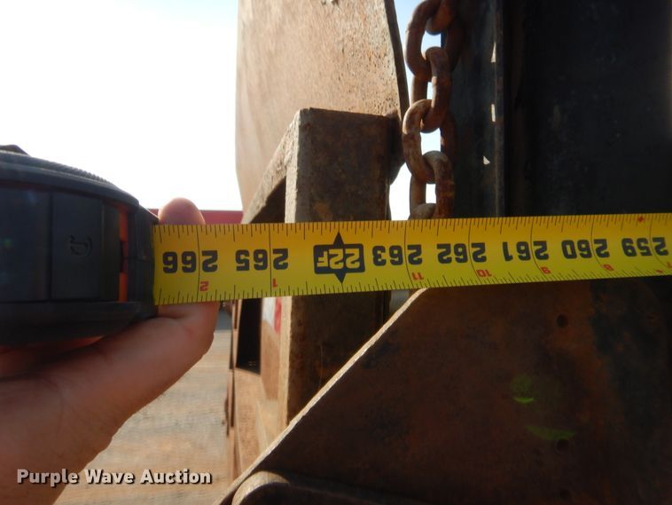 image for item DJ2044 2006 International 7600  tank truck