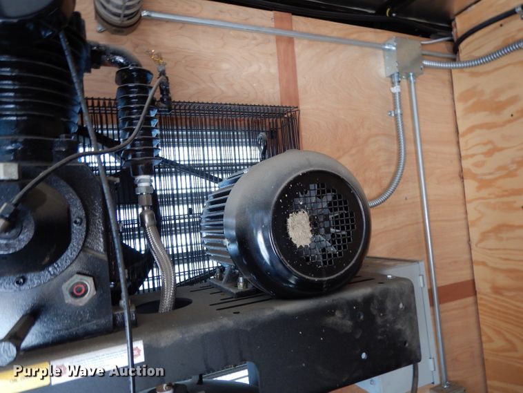 image for item DJ6539 2018 American Hauler enclosed cargo trailer with sprayer system