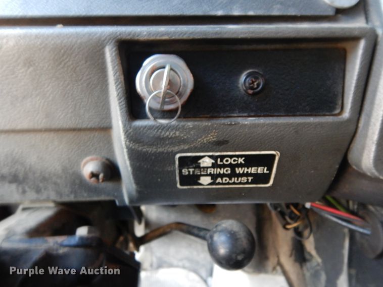 image for item DJ6608 2000 Mack RD690S  ready mix truck