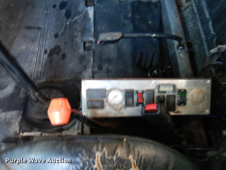 image for item DJ6608 2000 Mack RD690S  ready mix truck