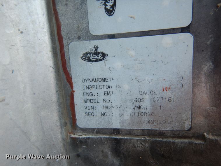 image for item DJ6608 2000 Mack RD690S  ready mix truck