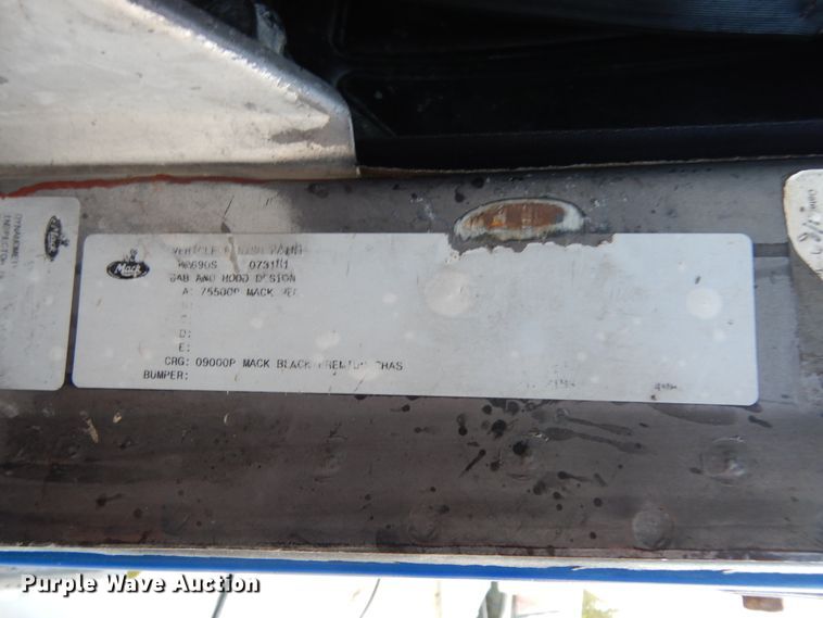 image for item DJ6608 2000 Mack RD690S  ready mix truck