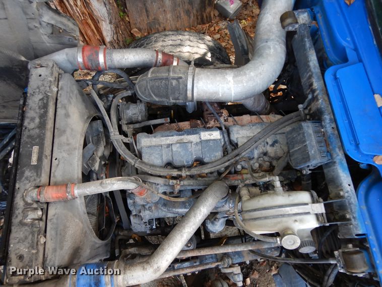 image for item DJ6608 2000 Mack RD690S  ready mix truck