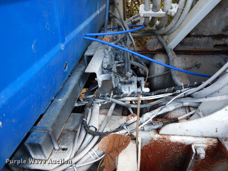 image for item DJ6608 2000 Mack RD690S  ready mix truck