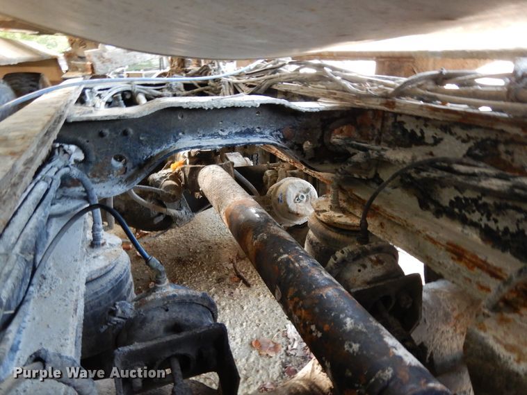 image for item DJ6608 2000 Mack RD690S  ready mix truck